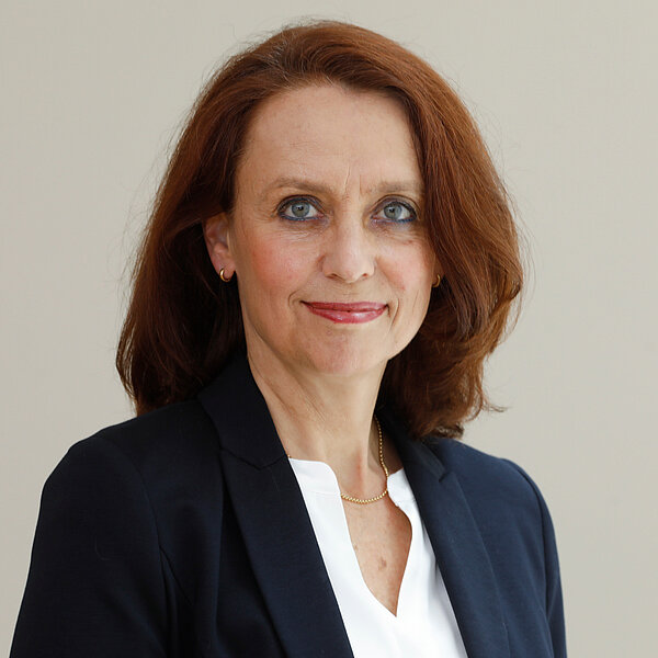 Porträt von Dr. Ursula Grünenwald